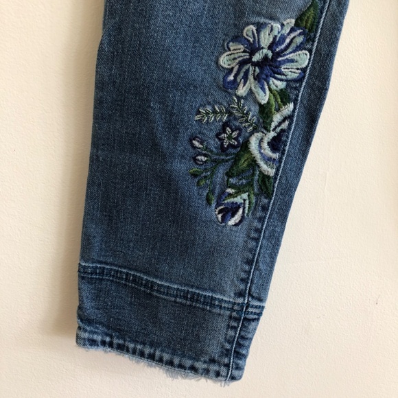 J. Jill Authentic Fit Cropped Embroidered Jeans 2P - Picture 7 of 11